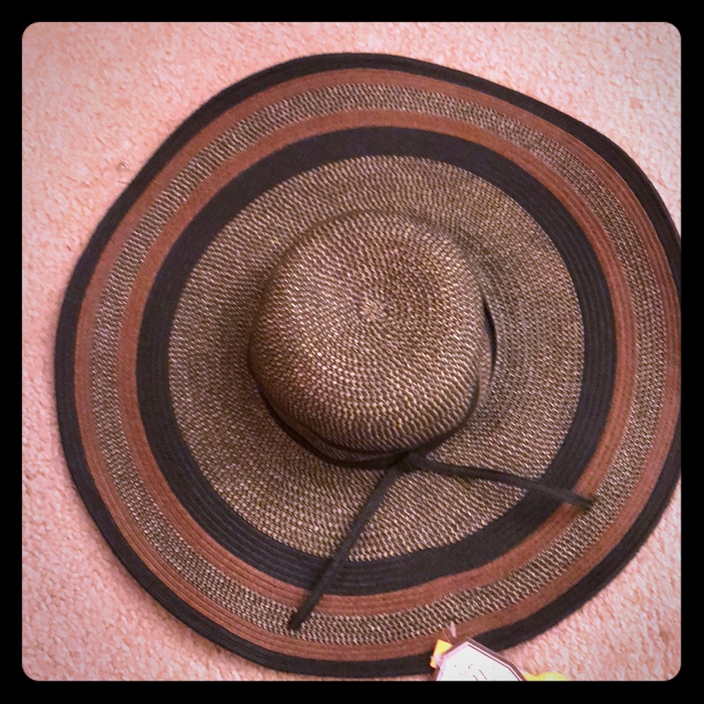 Sun hat - Picture 1 of 4